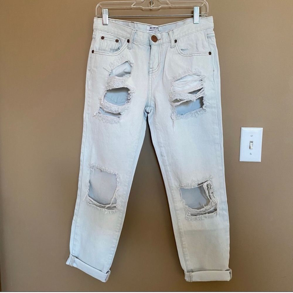 ONE Teaspoon Light Wash Boyfriend Crop Jeans